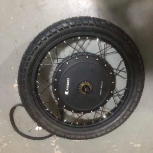 Stealth Bomber turtle tires fitted to the wheel