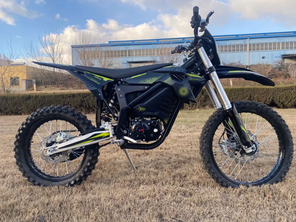 AdmitJet Armor electric dirt bike in green